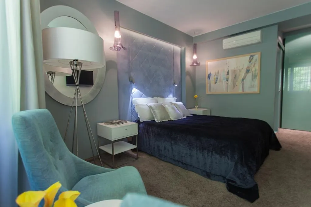 Soleil Boutique H Bed & Breakfast